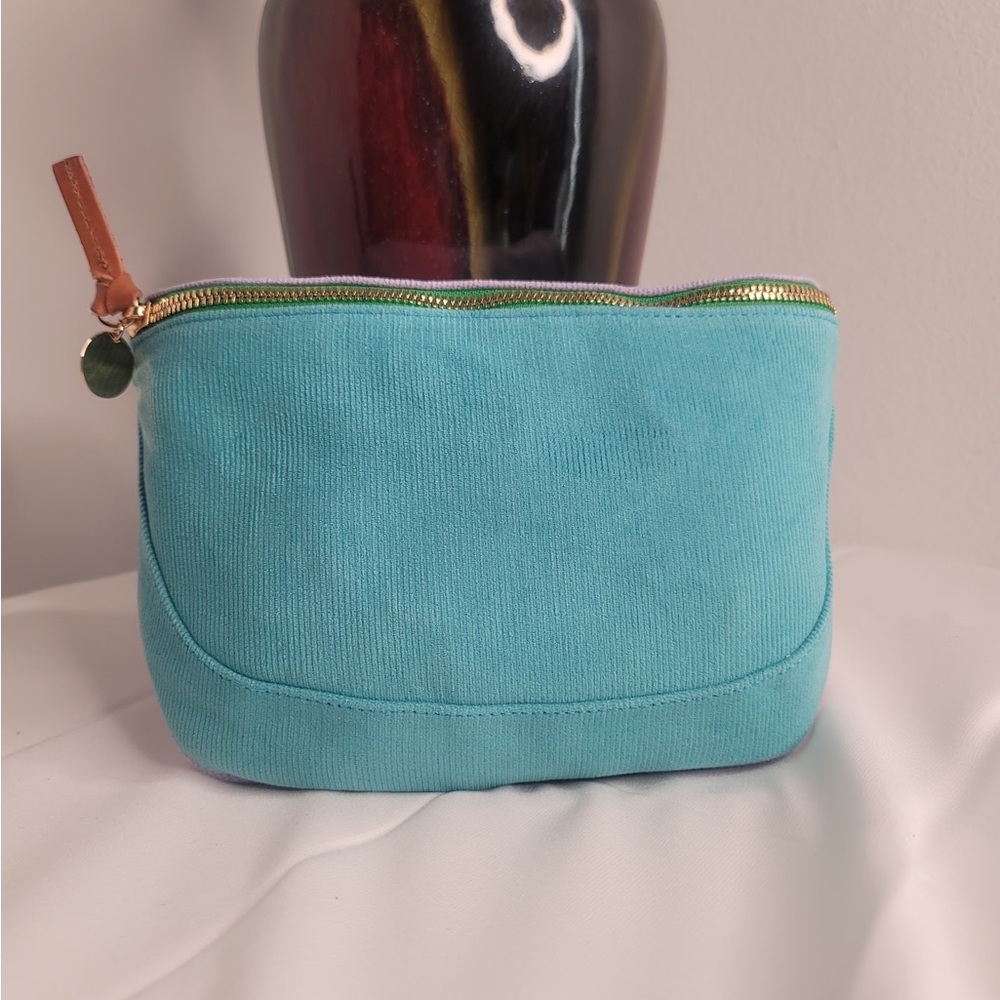 Pinewhale Corduroy & Leather Belt Bag
CLARE V.